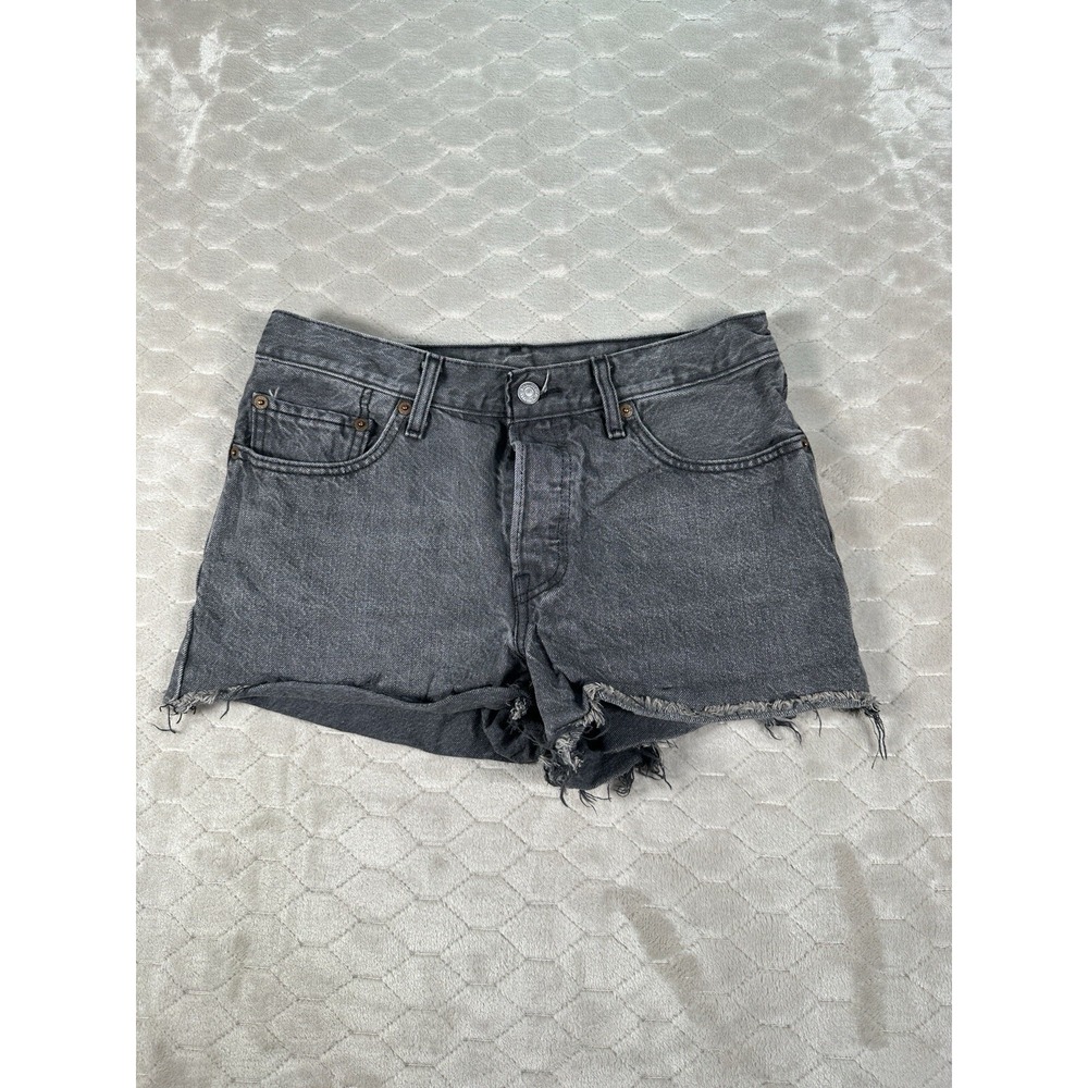 Levis 501 Shorts Womens‎ Button Fly Wash Black W28 Fits 29/30 2 Inch Shorts